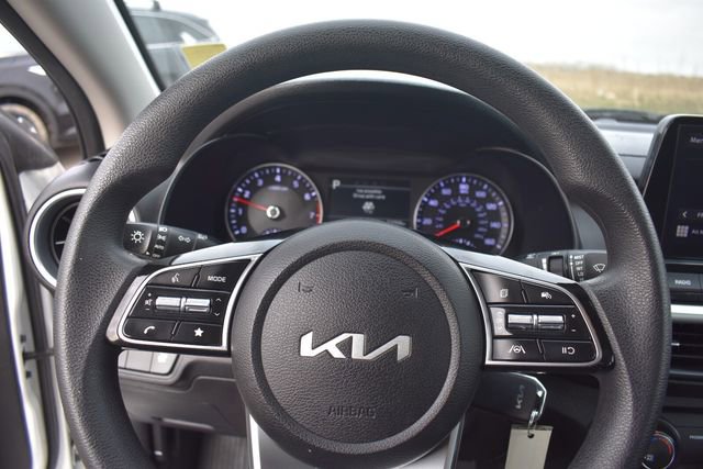 Certified 2023 Kia Forte LXS image 24
