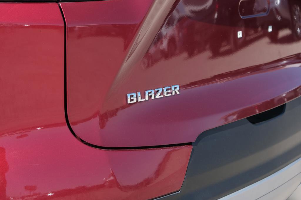 Used 2025 Chevrolet Blazer LT image 15