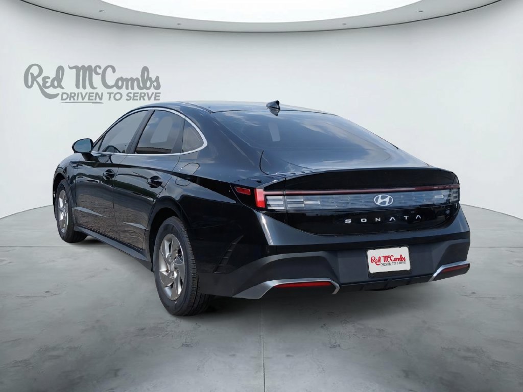 New 2026 Hyundai Sonata SE FWD image 3