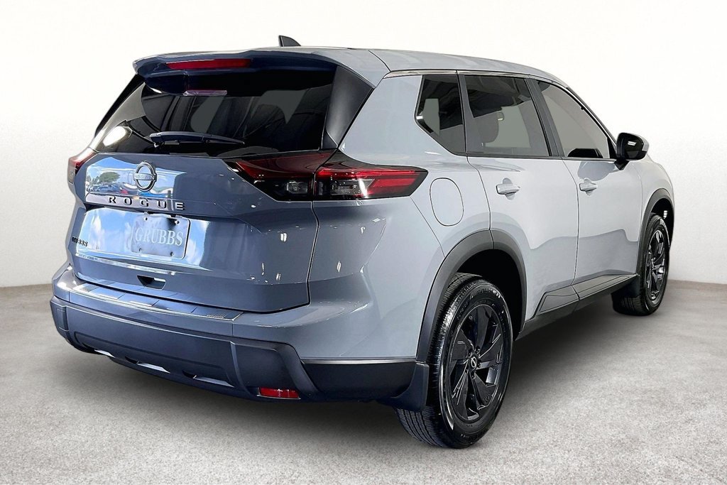 New 2026 Nissan Rogue SV w/ Cold Weather Package FWD image 7