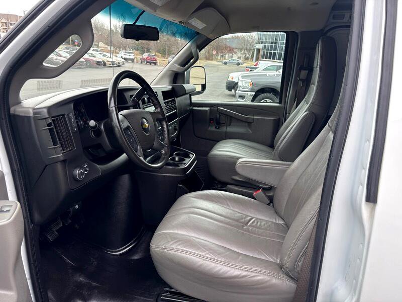 Used 2021 Chevrolet Express 2500 w/ Driver Convenience Package image 10