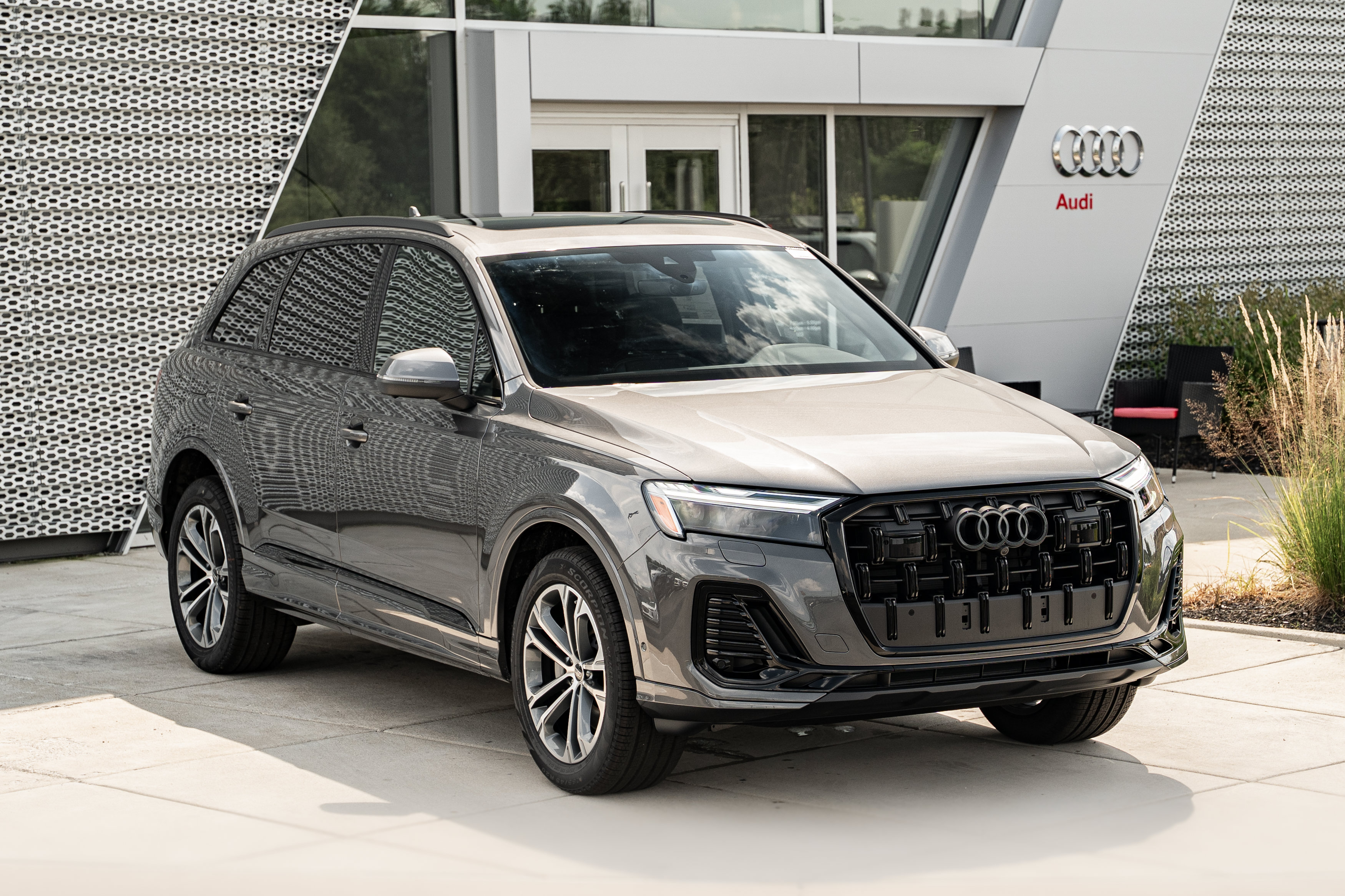 New 2026 Audi Q7 2.0T Premium AWD/4WD image 2