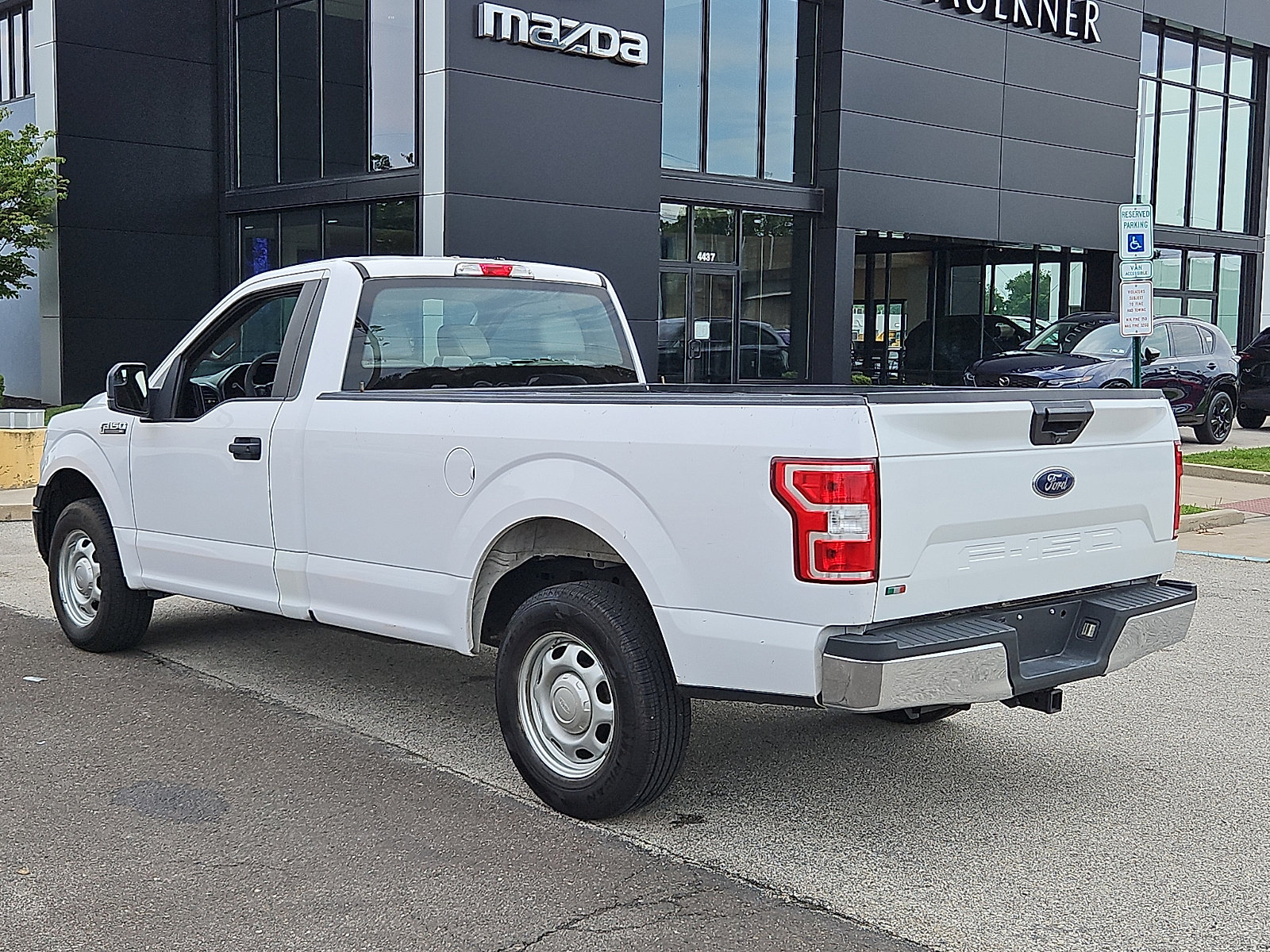 Used 2019 Ford F150 XL RWD image 4