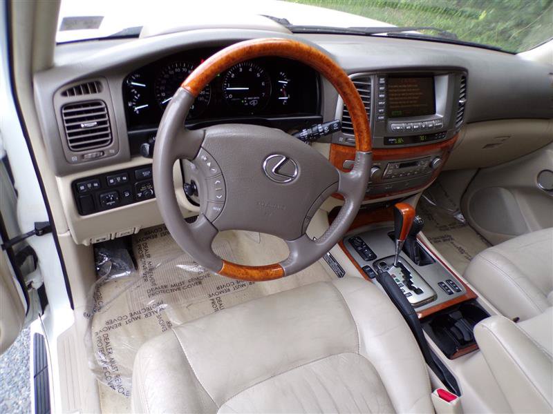 Used 2003 Lexus LX 470 4WD image 16