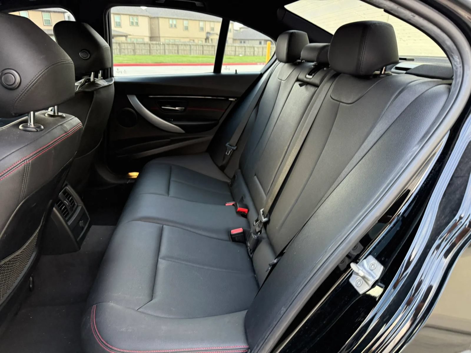 Used 2017 BMW 330i Sedan RWD image 16