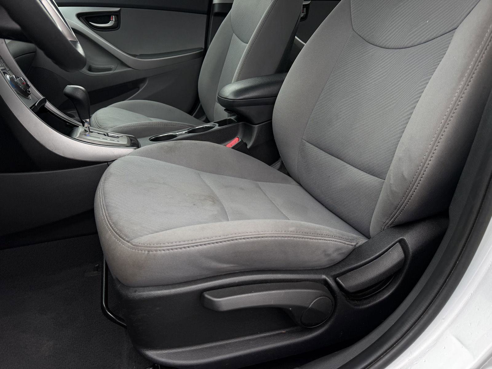 Used 2013 Hyundai Elantra GLS image 10