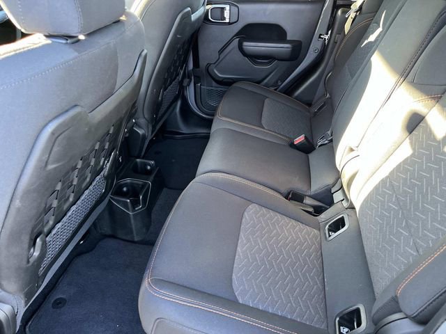 Used 2023 Jeep Gladiator Mojave w/ Safety Group AWD/4WD image 20