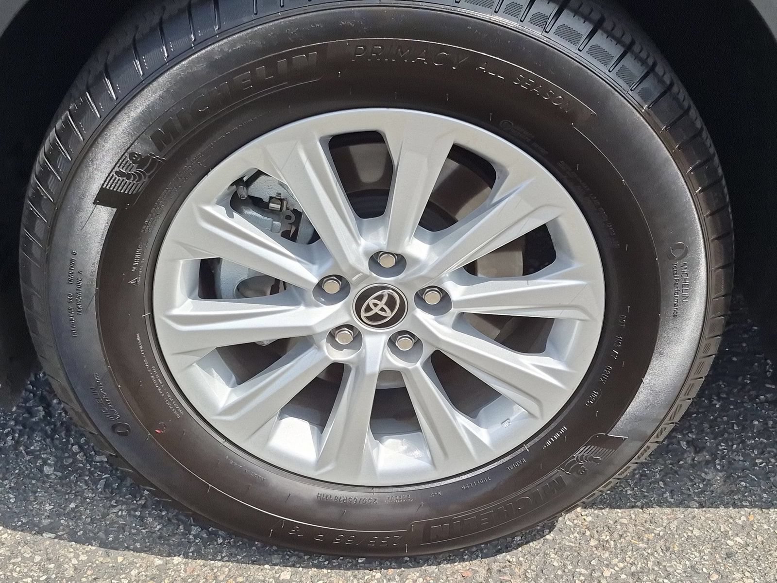 Used 2025 Toyota Grand Highlander AWD Hybrid image 12