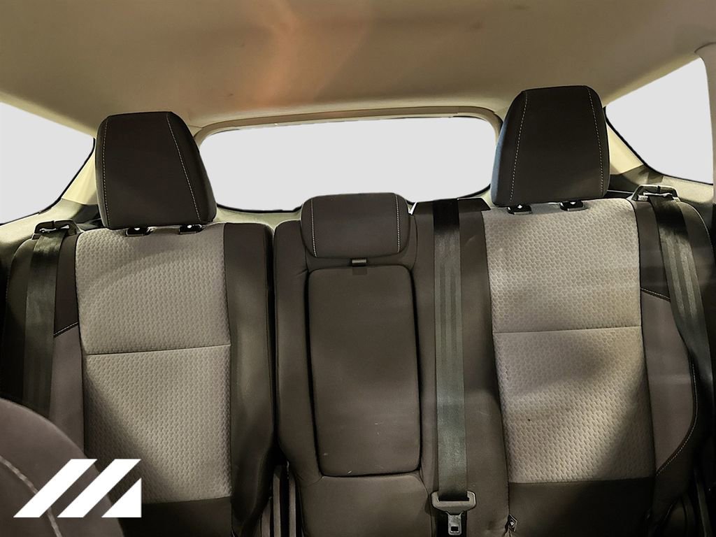 Used 2017 Ford Escape SE image 29