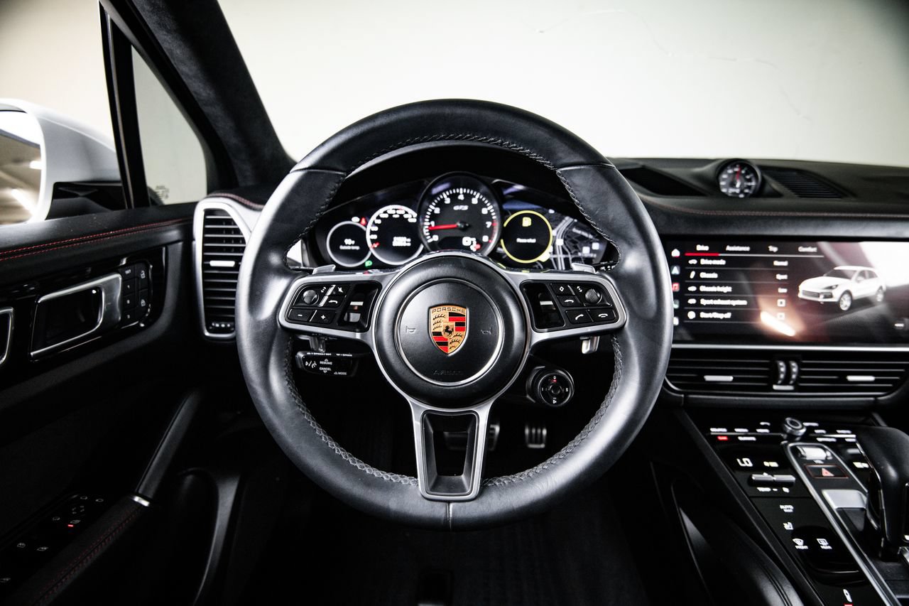 Certified 2023 Porsche Cayenne GTS AWD/4WD image 26