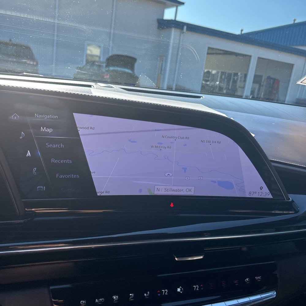 Used 2023 Cadillac Escalade ESV V image 18