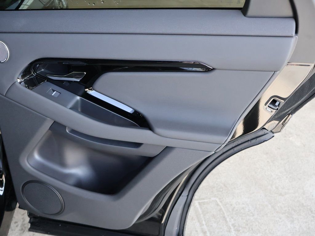 New 2026 Land Rover Range Rover Evoque Dynamic SE image 15