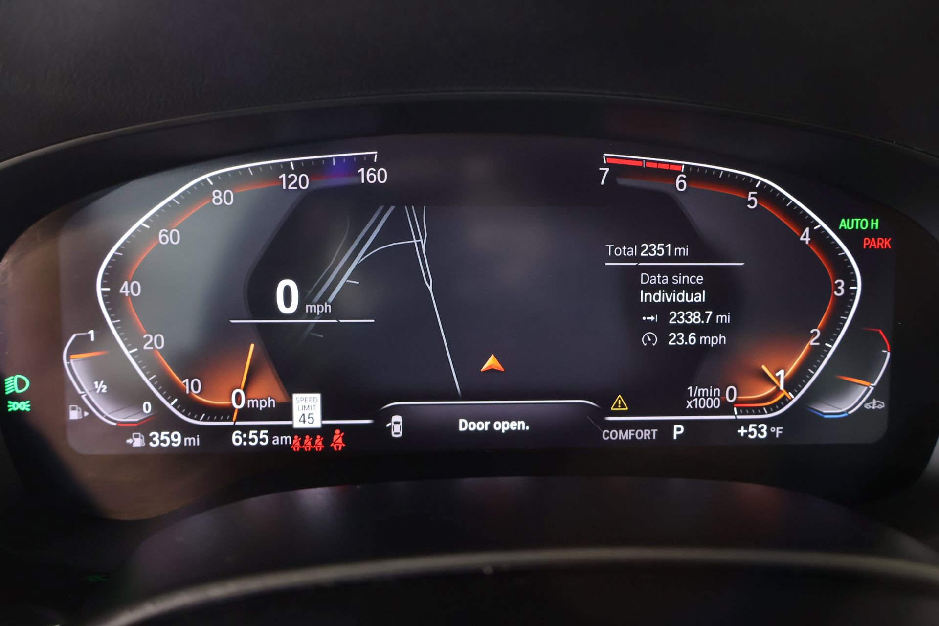 Used 2023 BMW 530i w/ Premium Package image 4