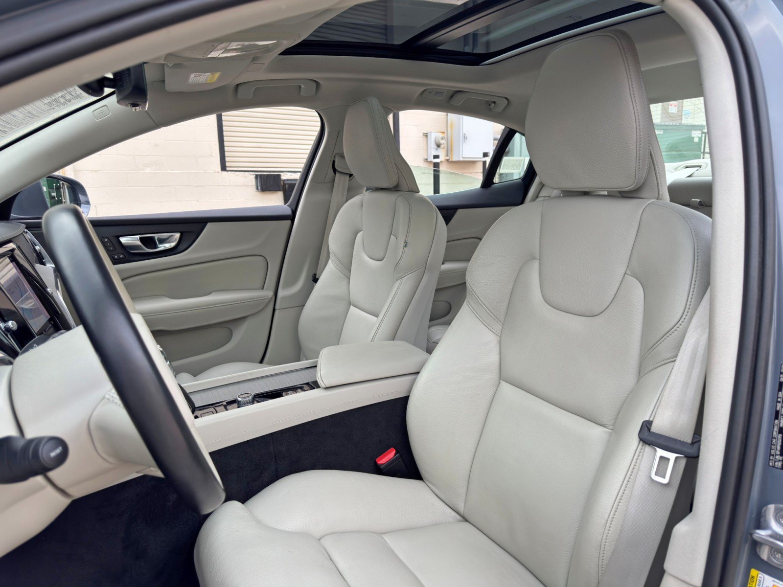 Used 2023 Volvo S60 B5 Ultimate w/ Climate Package FWD image 39