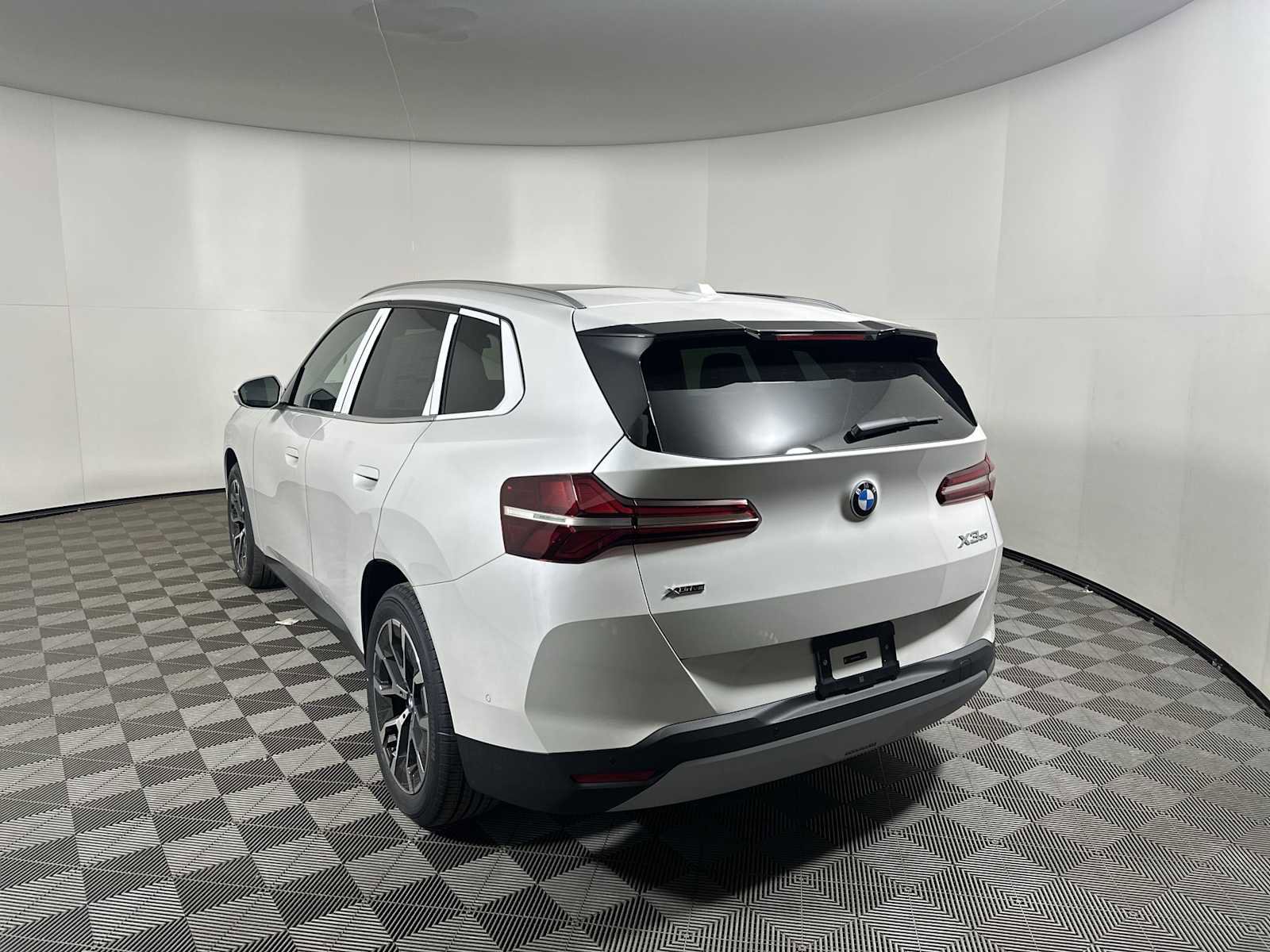 New 2026 BMW X3 xDrive30 w/ Convenience Package image 3