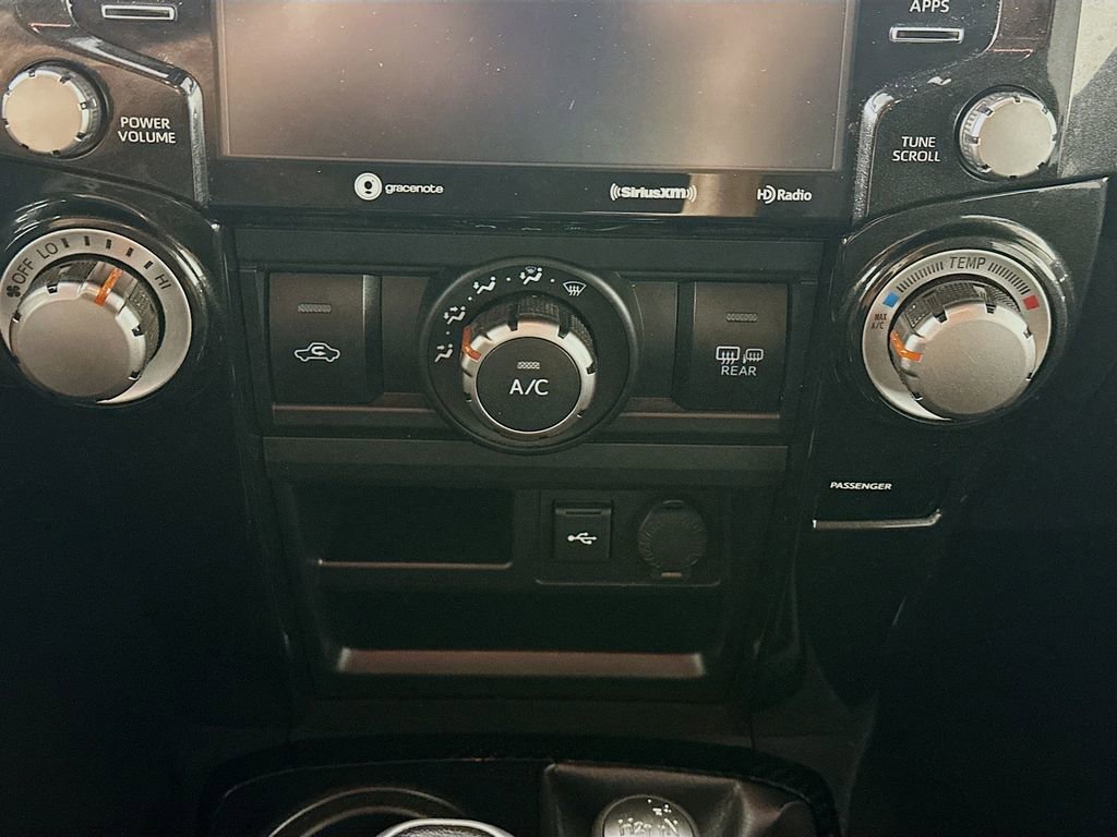 Used 2022 Toyota 4Runner TRD Off-Road AWD/4WD image 18