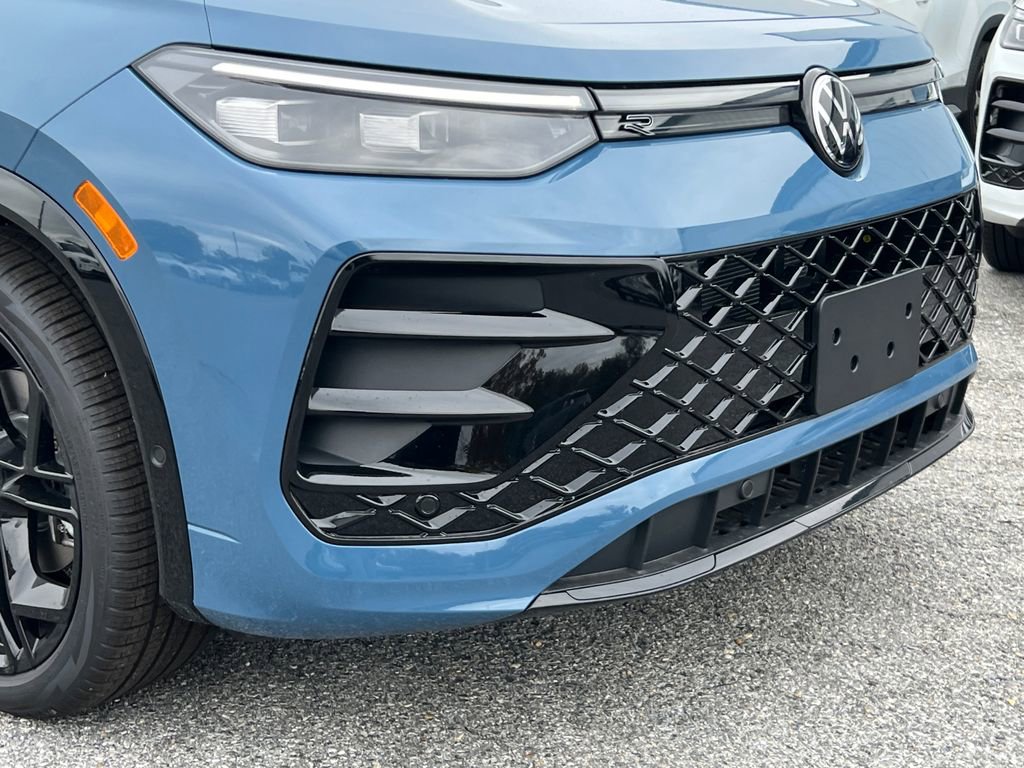 New 2026 Volkswagen Tiguan SE R-Line video 2