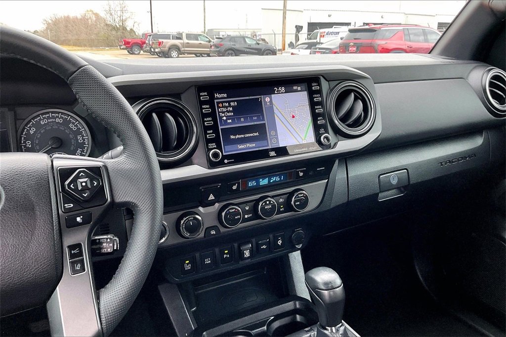 Used 2021 Toyota Tacoma TRD Off-Road w/ TRD Premium Off Road Package image 9