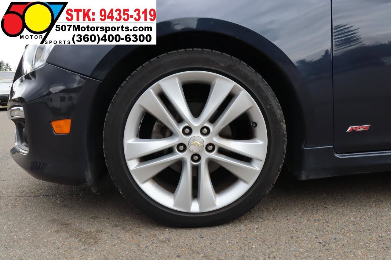 Used 2015 Chevrolet Cruze LTZ w/ Sun, Sound and Sport Package FWD image 22