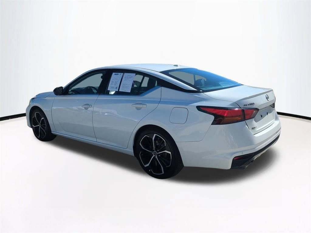 Used 2024 Nissan Altima 2.5 SR image 7