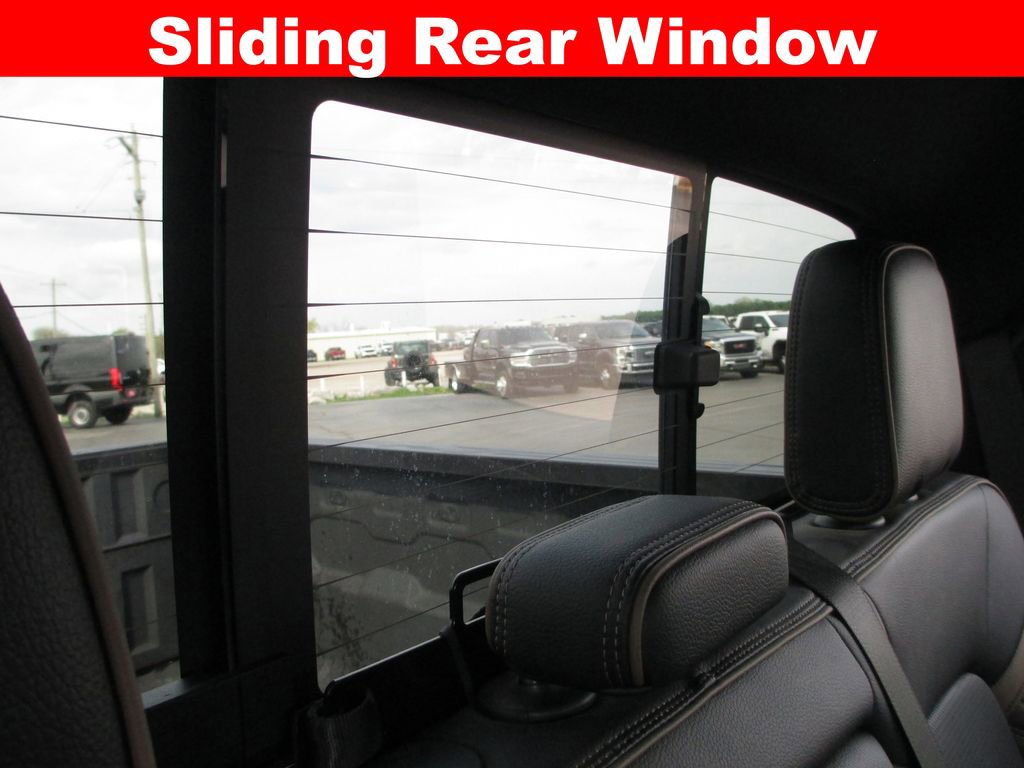 Used 2023 GMC Canyon Denali image 25