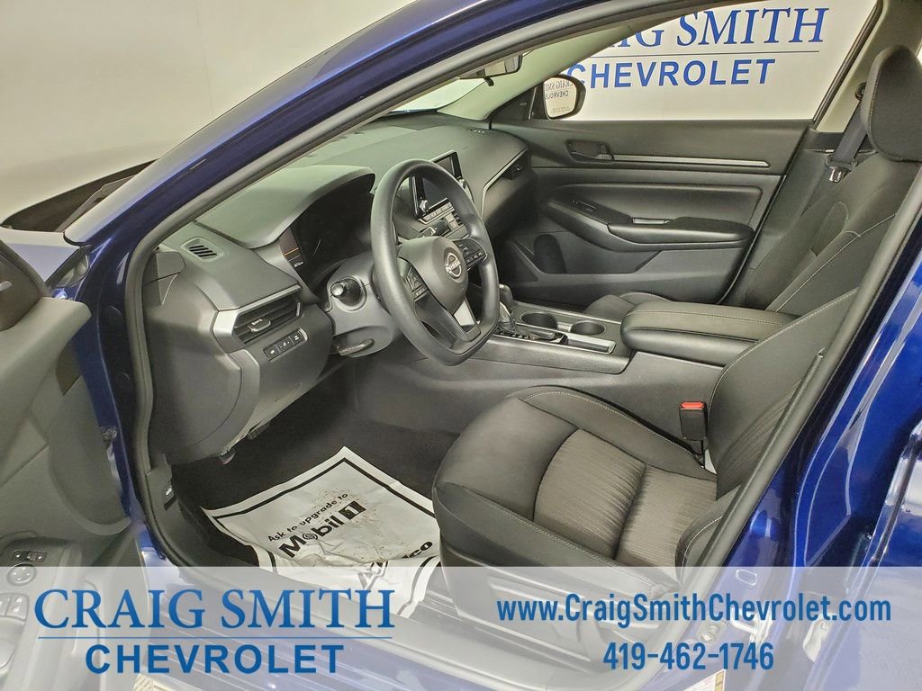 Used 2024 Nissan Altima 2.5 S image 30