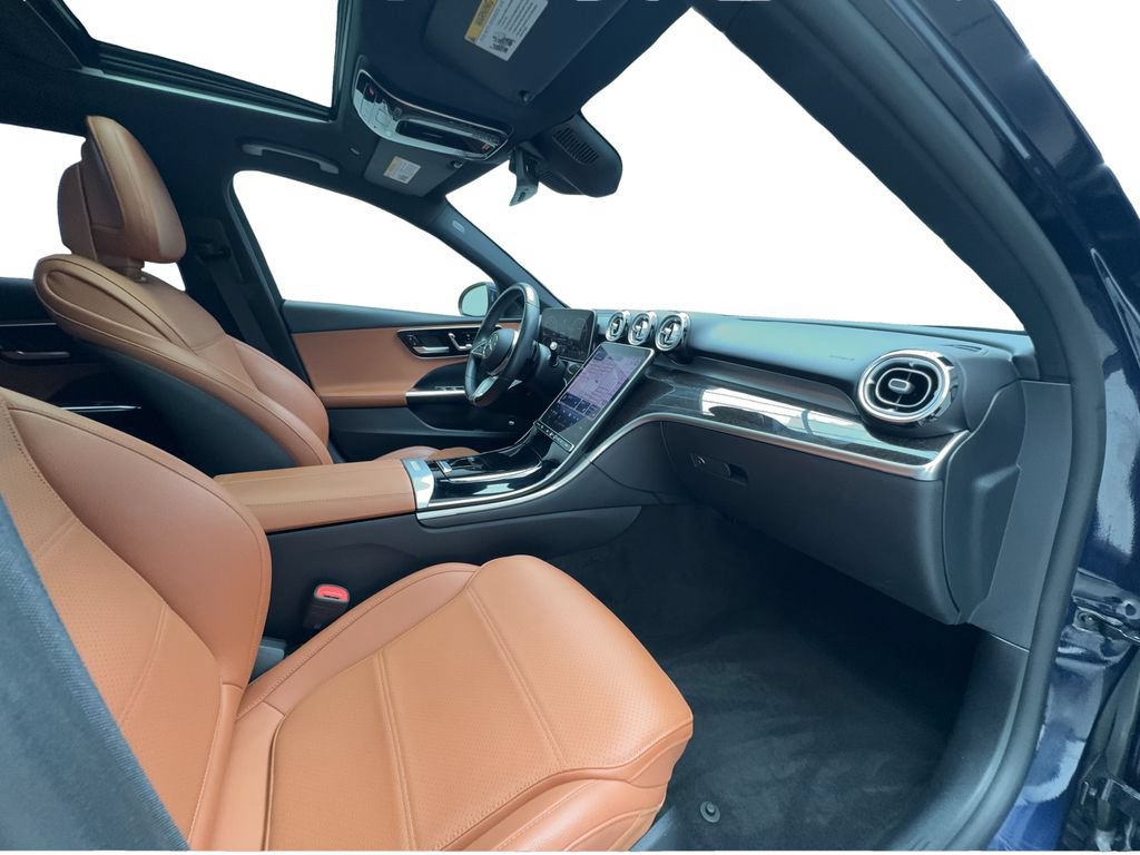 Used 2023 Mercedes-Benz C 300 Sedan w/ Pinnacle Trim Package image 26