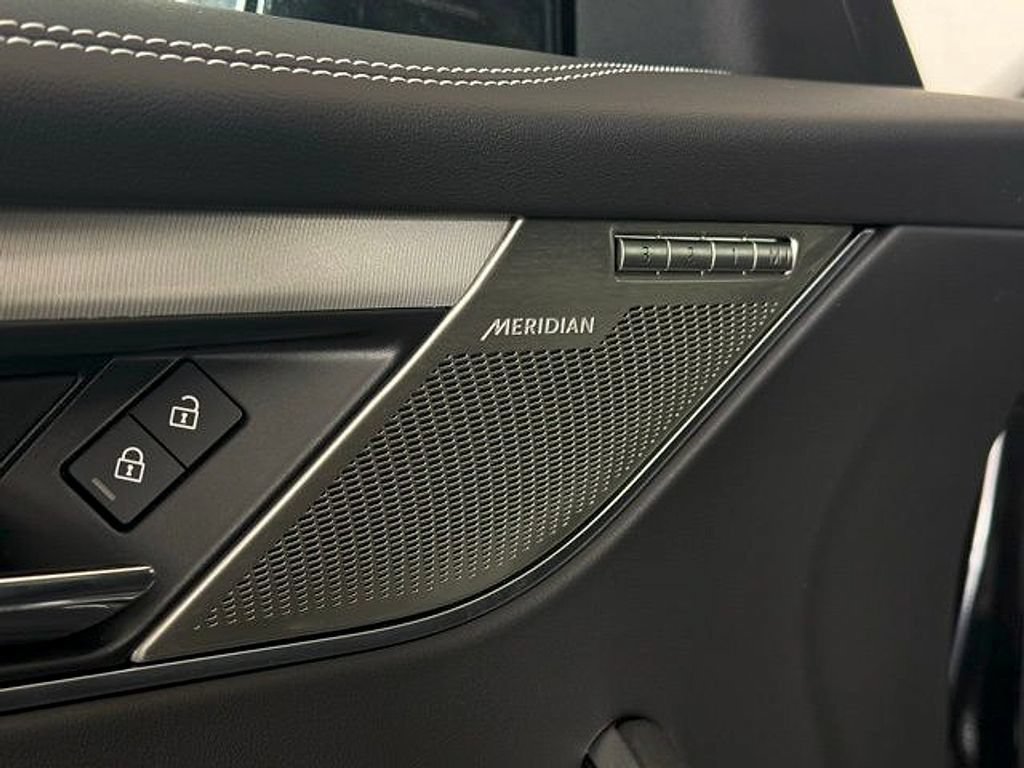 New 2026 Jaguar F-PACE R-Dynamic S AWD/4WD image 28