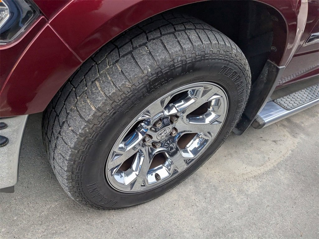 Used 2017 RAM 1500 Laramie w/ Convenience Group image 3