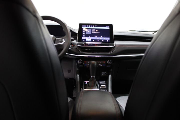 Used 2022 Jeep Compass Trailhawk image 30