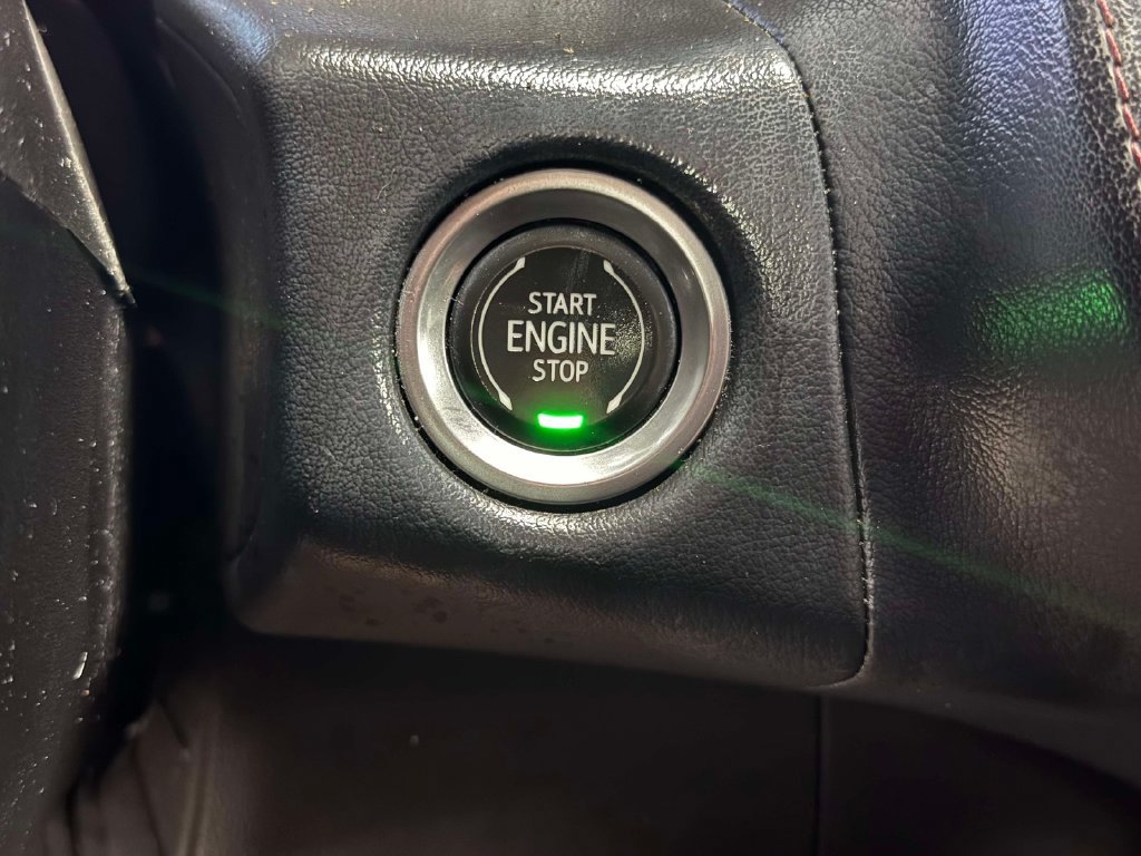 Used 2022 Chevrolet Suburban RST w/ Luxury Package RWD image 26