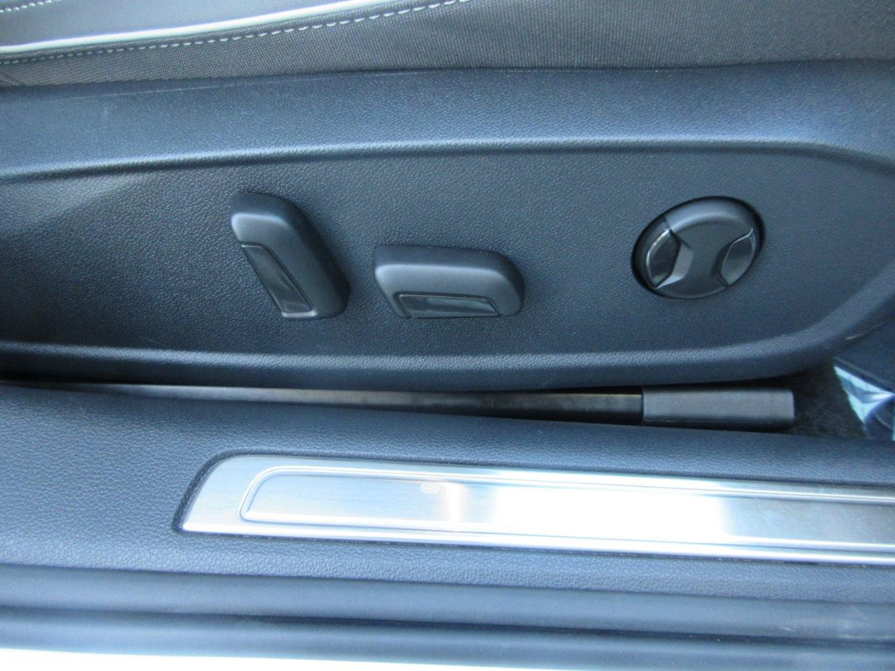 Used 2023 Volkswagen Arteon SEL Premium AWD/4WD image 26
