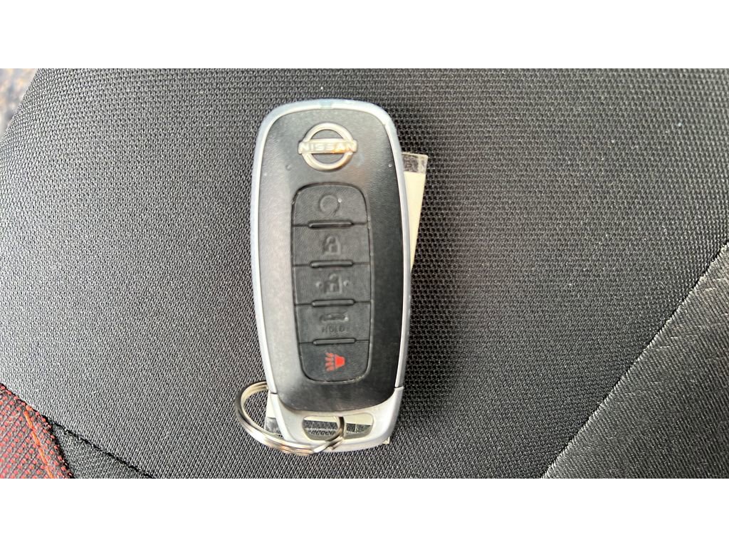 Used 2024 Nissan Versa SR image 34