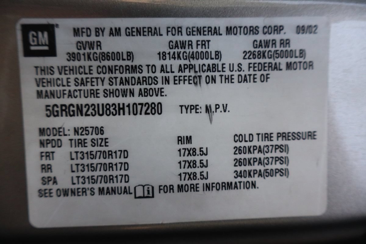 Used 2003 HUMMER H2 w/ Preferred Equipment Group AWD/4WD image 42