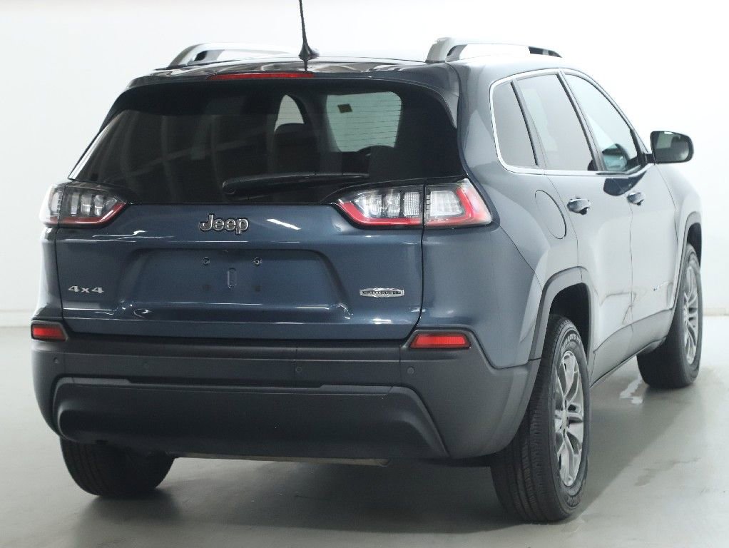 Used 2019 Jeep Cherokee Latitude Plus w/ Cold Weather Group AWD/4WD image 46
