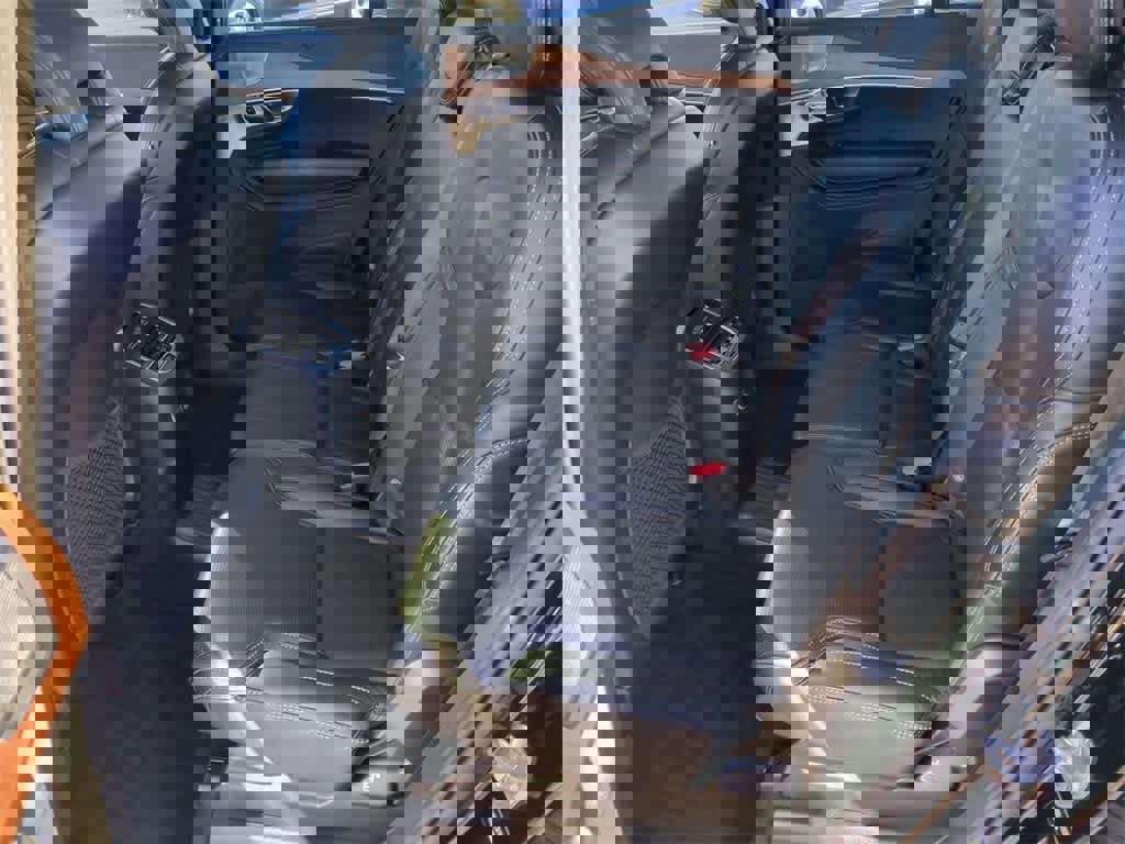 Used 2019 Volvo XC90 T8 Inscription w/ Luxury Package image 11