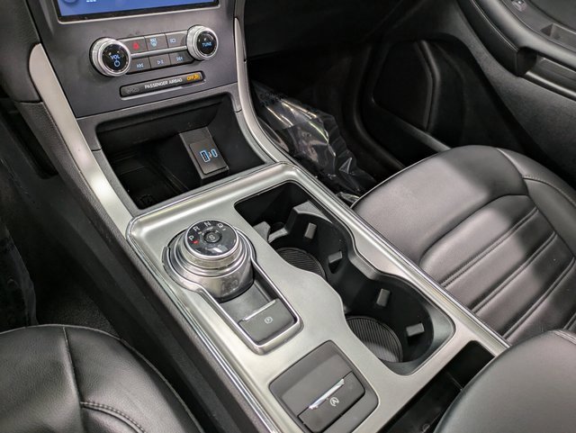 Used 2022 Ford Edge SEL w/ Convenience Package image 14