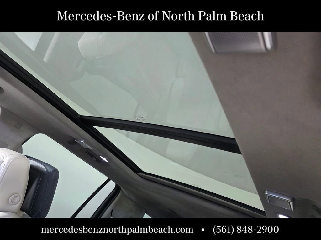 Used 2021 Cadillac Escalade ESV Premium Luxury Platinum AWD/4WD image 12