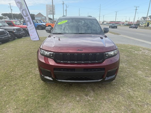 New 2025 Jeep Grand Cherokee L Limited image 2