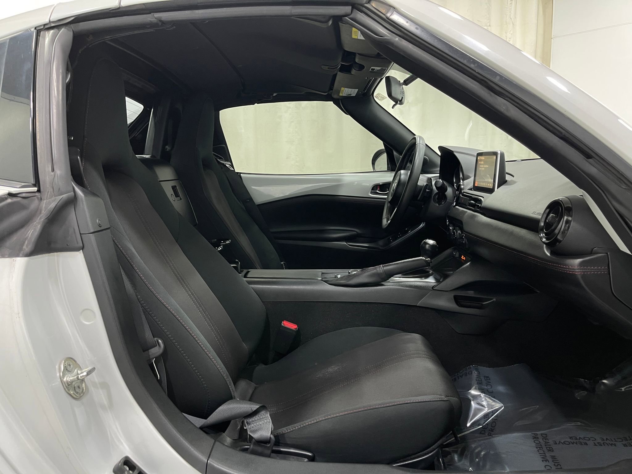 Used 2017 MAZDA MX-5 Miata RF Club image 25