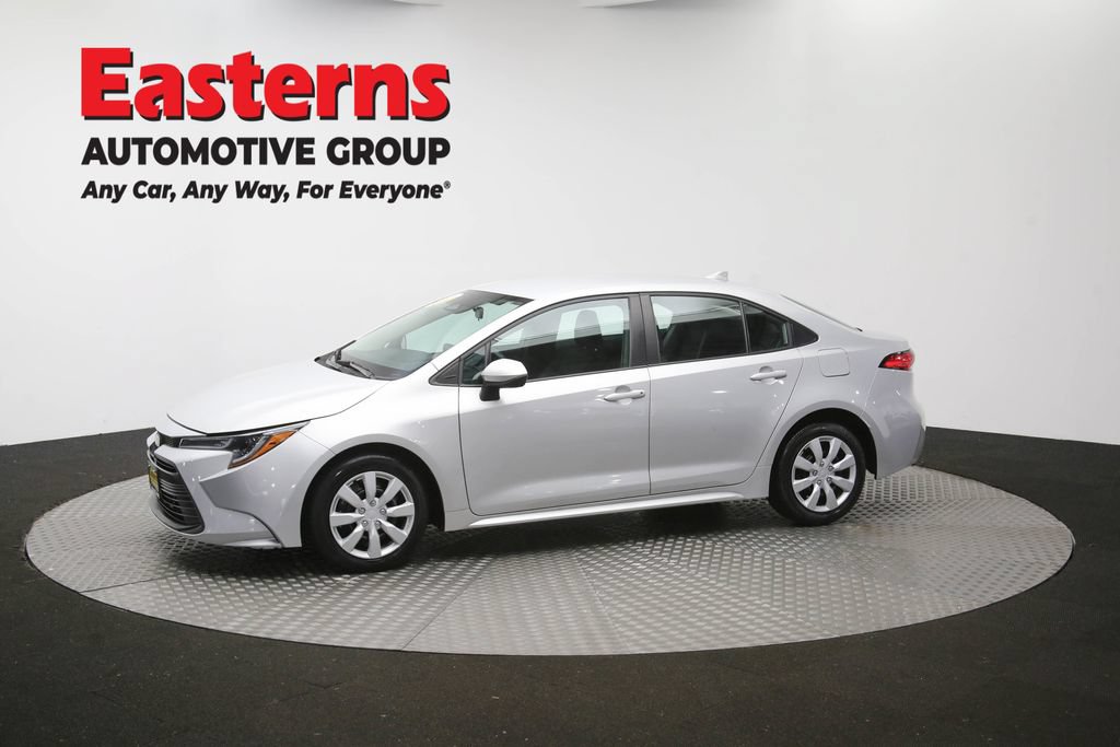 Used 2024 Toyota Corolla LE FWD image 57