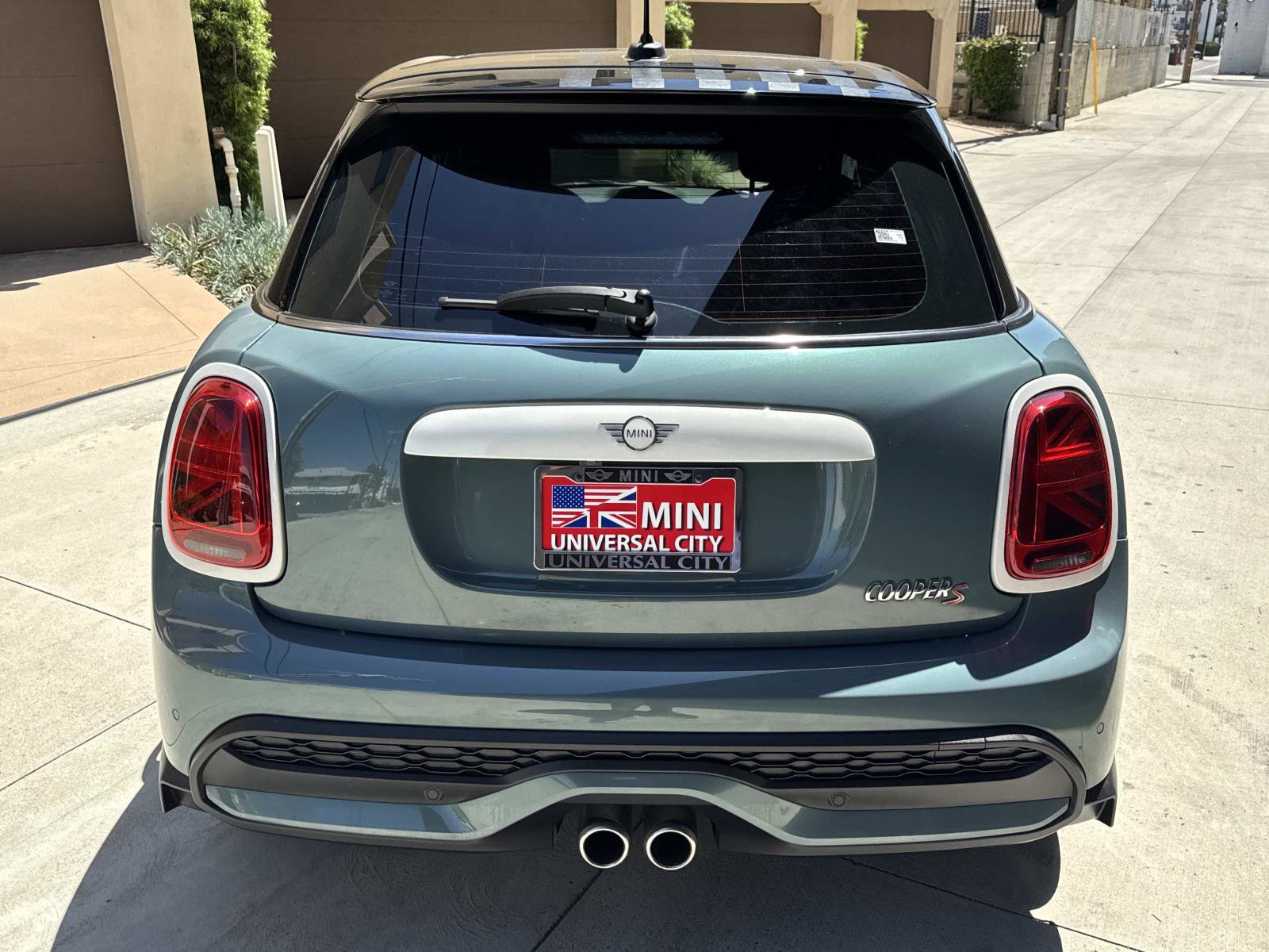 Certified 2023 MINI Cooper S w/ Multitone Edition FWD image 4
