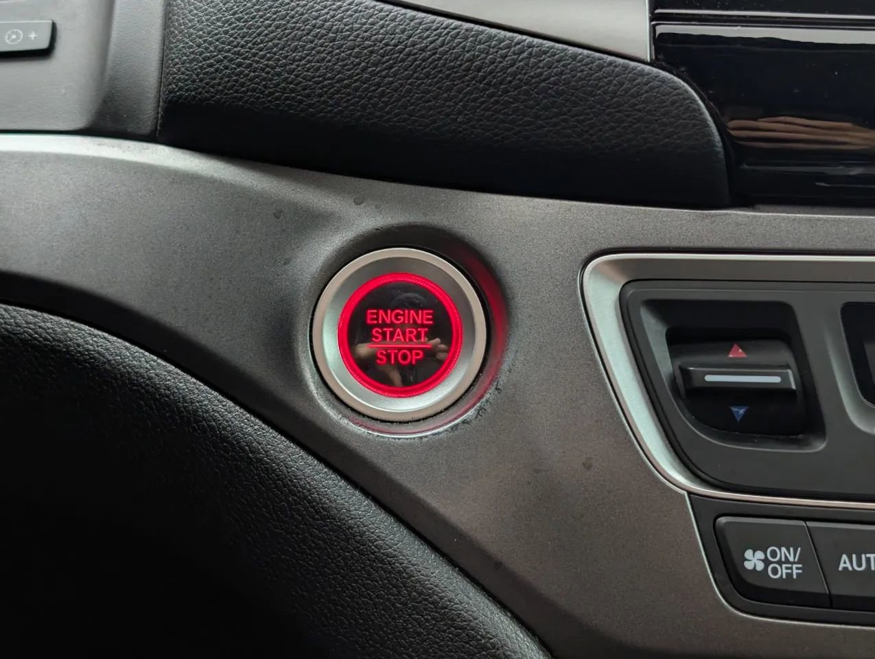 Used 2018 Honda Pilot EX-L image 27