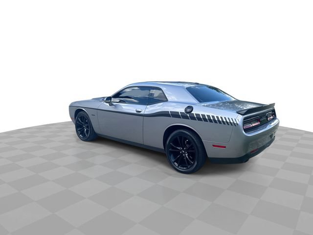 Used 2017 Dodge Challenger R/T w/ Blacktop Package RWD image 7