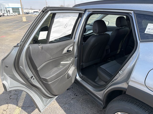 New 2026 Chevrolet Trax LT w/ LT Convenience Package image 21