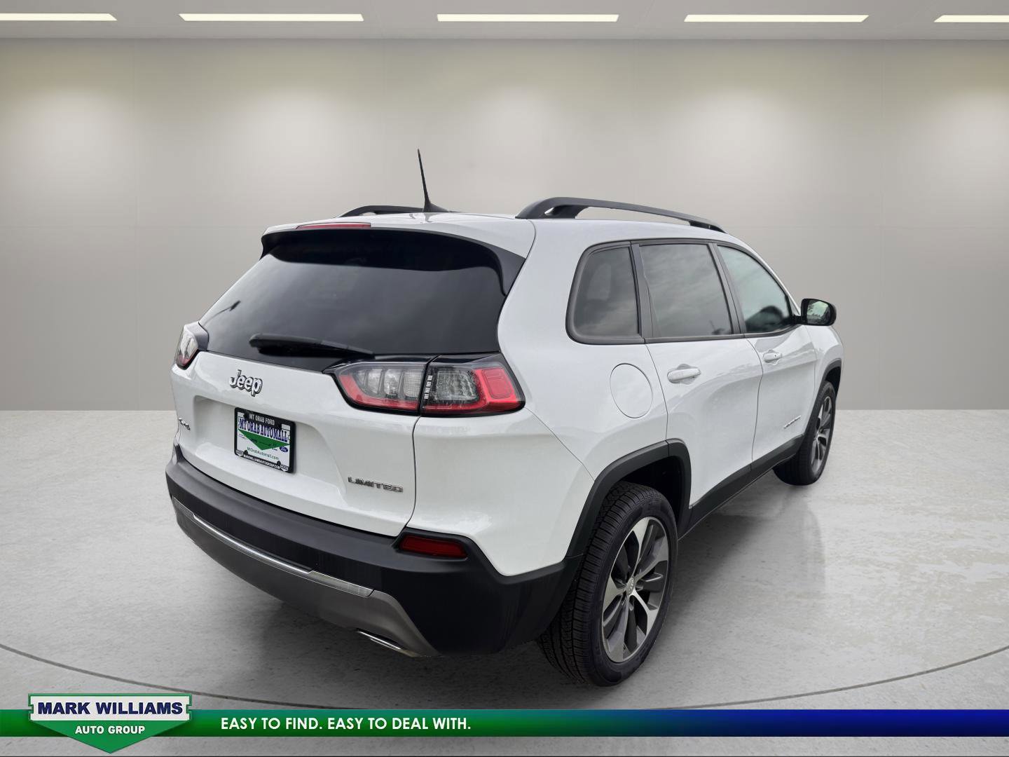 Used 2022 Jeep Cherokee Limited w/ Elite Package AWD/4WD image 4