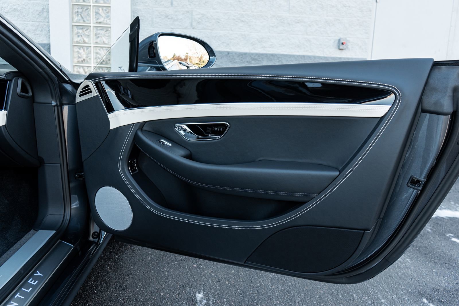 New 2026 Bentley Continental GTC image 31