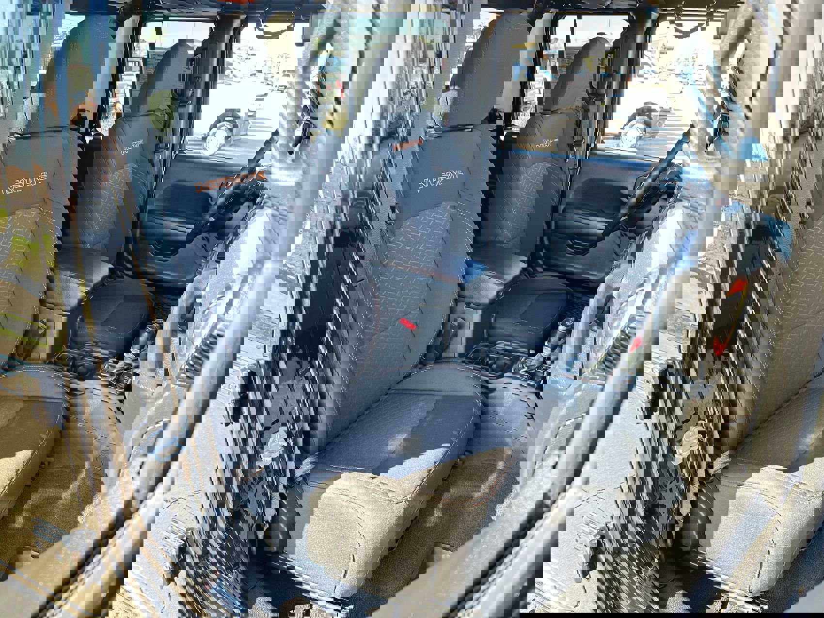 Used 2022 Jeep Gladiator Mojave w/ Trailer Tow Package image 25