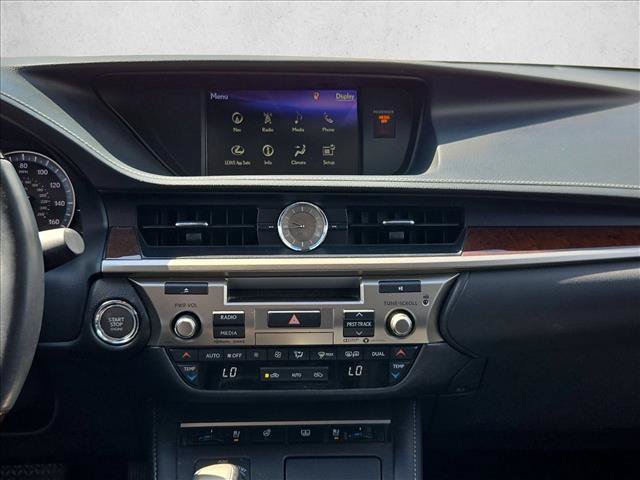 Used 2017 Lexus ES 350 w/ Luxury Package FWD image 12