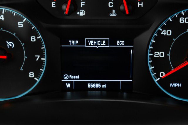 Used 2021 Chevrolet Equinox LS image 17